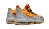 Nike Lebron XVI Low AC KUMQUAT/KUMQUAT-BLACK